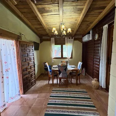 Apartment La Candeleda